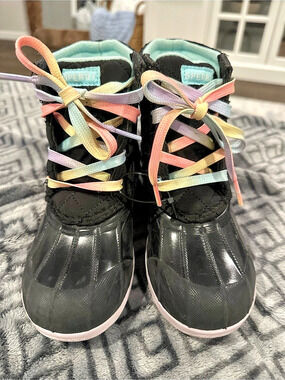 Sperry Port Duck Boot Black & Pink Girls US 13M